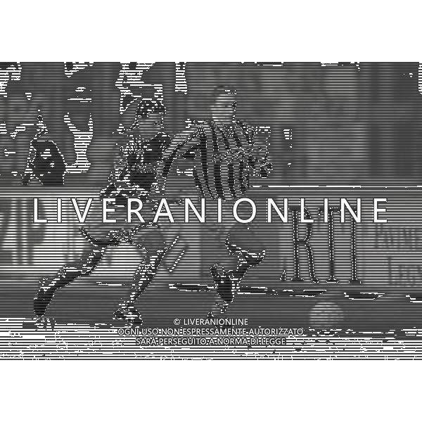 01-12-1996 TORINO CAMPIONATO DI CALCIO SERIE A JUVENTUS BOLOGNA 1-0 NELLA FOTO ALEN BOKSIC E ANDREA TAROZZI AG ALDO LIVERANI SAS