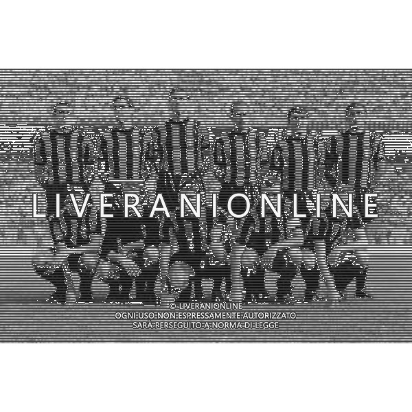 INTERNAZIONALE CALCIO 1966/1967 - RETROSPETTIVA NELLA FOTO LA FORMAZIONE DELLA SQUADRA DELL\'INTER SCHIERATA CAMPIONATO 1966/1967 FOTO CARLO LORENZINI-AGENZIA ALDO LIVERANI SAS