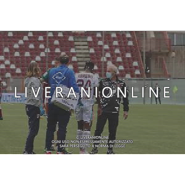 REGGINA - REGGIANA CAMPIONATO CALCIO SERIE BKT 17.04.2021 NELLA FOTO KARGBO AUGUSTUS SI ALZA DOPO INFORTUNIO E\' STATO MEDICATO ©GAREFFA / AGENZIA ALDO LIVERANI SAS