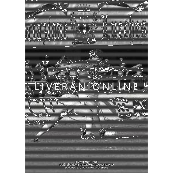 12-04-1992 LUCCA-CAMPIONATO DI CALCIO SERIE B LUCCHESE BRESCIA 1-1 NELLA FOTO DANIELE CARNASCIALI E PAOLO TRAMEZZANI AG ALDO LIVERANI SAS