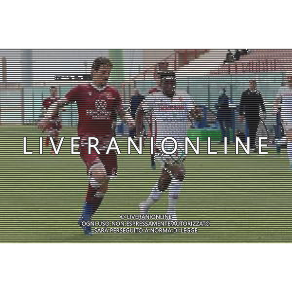 REGGINA - REGGIANA CAMPIONATO CALCIO SERIE BKT 17.04.2021 NELLA FOTO LOIACONO GIUSEPPE (REGGINA) E KARGBO AUGUSTUS (REGGIANA) ©GAREFFA / AGENZIA ALDO LIVERANI SAS