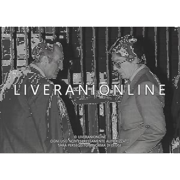 RETROSPETTIVA CARLO BONOMI PRESIDENTE INVEST NELLA FOTO CARLO BONOMI PRESIDENTE INVEST CON MARIO VALERI MANERA NEL PROCESSO DEL BANCO AMBROSIANO DEL PRESIDENTE ROBERTO CALVI DURANTE LE UDIENZE IN TRIBUNALE NELL\'ANNO 1981 AG ALDO LIVERANI SAS