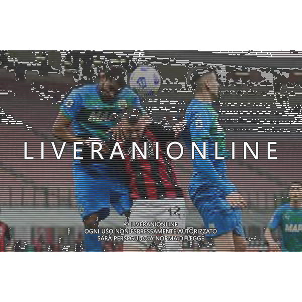 Marlon (Sassuolo) e Ante Rebic (Milan) Milan vs Sassuolo Campionato Serie A TIM - 32a giornata Milano 21-04-2021 Stadio Giuseppe Meazza - San Siro foto Roberto Garavaglia/ag. Aldo Liverani sas / AGENZIA ALDO LIVERANI SAS