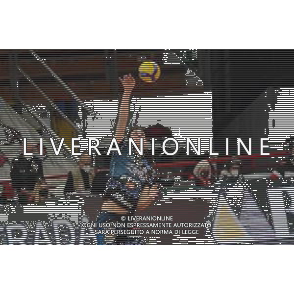 Cerquiglinio/LMedia - Gara 3 Finale Play Off - Sir Safety Conad Perugia vs Cucine Lube Civitanova - Campionato di Volley Superlega Serie A 2020/2021 21 aprile 2021 - Pala Barton, Perugia, Italia Nella foto: roberto russo (n.12 middle-blocker sir safety conad perugia) al servizio @Cerquiglinio/LMedia AG ALDO LIVERANI SAS