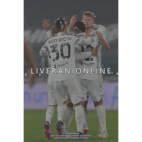 ©Alessandro Falzone/Agenzia Aldo Liverani Torino 21.04.2021 Stadio Allianz Stadium Juventus vs Parma Serie A Tim 2020-2021 Nella foto : ESULTANZA GOL DI ALEX SANDRO ©FALZONE / AGENZIA ALDO LIVERANI SAS