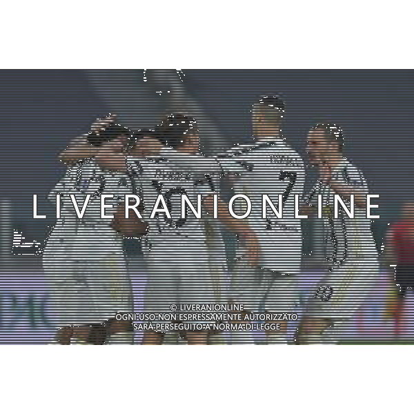 ©Alessandro Falzone/Agenzia Aldo Liverani Torino 21.04.2021 Stadio Allianz Stadium Juventus vs Parma Serie A Tim 2020-2021 Nella foto : ESULTANZA SECONDO GOL DI ALEX SANDRO ©FALZONE / AGENZIA ALDO LIVERANI SAS