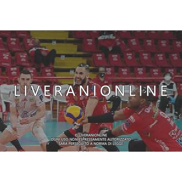 Cerquiglinio/LMedia - Gara 3 Finale Play Off - Sir Safety Conad Perugia vs Cucine Lube Civitanova - Campionato di Volley Superlega Serie A 2020/2021 21 aprile 2021 - Pala Barton, Perugia, Italia Nella foto: juantorena osmany (n.5 wing_spiker_schiacciatore_juantorena osmany) in bagher @Cerquiglinio/LMedia/ AGENZIA ALDO LIVERANI SAS