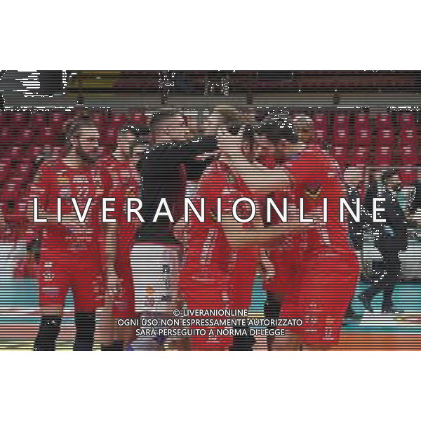 Cerquiglinio/LMedia - Gara 3 Finale Play Off - Sir Safety Conad Perugia vs Cucine Lube Civitanova - Campionato di Volley Superlega Serie A 2020/2021 21 aprile 2021 - Pala Barton, Perugia, Italia Nella foto: cucine lube civitanova esulta per la vittoria di gara 3 @Cerquiglinio/LMedia/ AGENZIA ALDO LIVERANI SAS