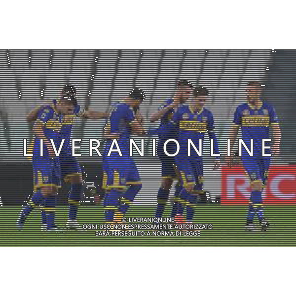 ©Alessandro Falzone/Agenzia Aldo Liverani Torino 21.04.2021 Stadio Allianz Stadium Juventus vs Parma Serie A Tim 2020-2021 Nella foto : Esultanza gol di Gaston Brugman ©FALZONE / AGENZIA ALDO LIVERANI SAS