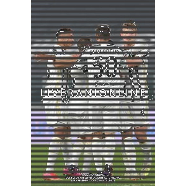 ©Alessandro Falzone/Agenzia Aldo Liverani Torino 21.04.2021 Stadio Allianz Stadium Juventus vs Parma Serie A Tim 2020-2021 Nella foto : Esultanza primo gol di Alex Sandro ©FALZONE / AGENZIA ALDO LIVERANI SAS