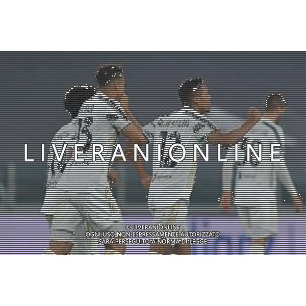 ©Alessandro Falzone/Agenzia Aldo Liverani Torino 21.04.2021 Stadio Allianz Stadium Juventus vs Parma Serie A Tim 2020-2021 Nella foto : Esultanza secondo gol di Alex Sandro ©FALZONE / AGENZIA ALDO LIVERANI SAS