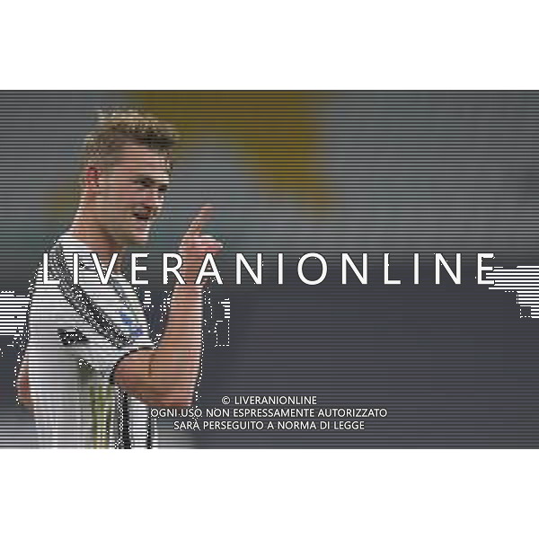 ©Alessandro Falzone/Agenzia Aldo Liverani Torino 21.04.2021 Stadio Allianz Stadium Juventus vs Parma Serie A Tim 2020-2021 Nella foto : Esultanza gol di Matthijs De Ligt ©FALZONE / AGENZIA ALDO LIVERANI SAS