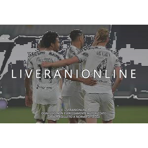 ©Alessandro Falzone/Agenzia Aldo Liverani Torino 21.04.2021 Stadio Allianz Stadium Juventus vs Parma Serie A Tim 2020-2021 Nella foto : Esultanza gol di Matthijs De Ligt ©FALZONE / AGENZIA ALDO LIVERANI SAS