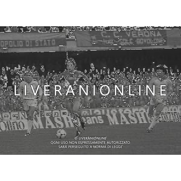 21-03-1982 VERONA- CAMPIONATO DI CALCIO SERIE B VERONA LECCE 2-0 NELLA FOTO ANTONIO DI GENNARO AG ALDO LIVERANI SAS