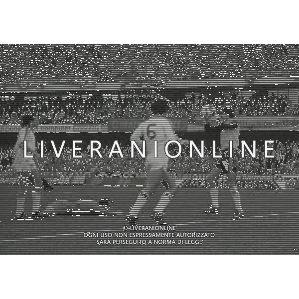 21-03-1982 VERONA- CAMPIONATO DI CALCIO SERIE B VERONA LECCE 2-0 NELLA FOTO GRAZIANO DE LUCA AG ALDO LIVERANI SAS