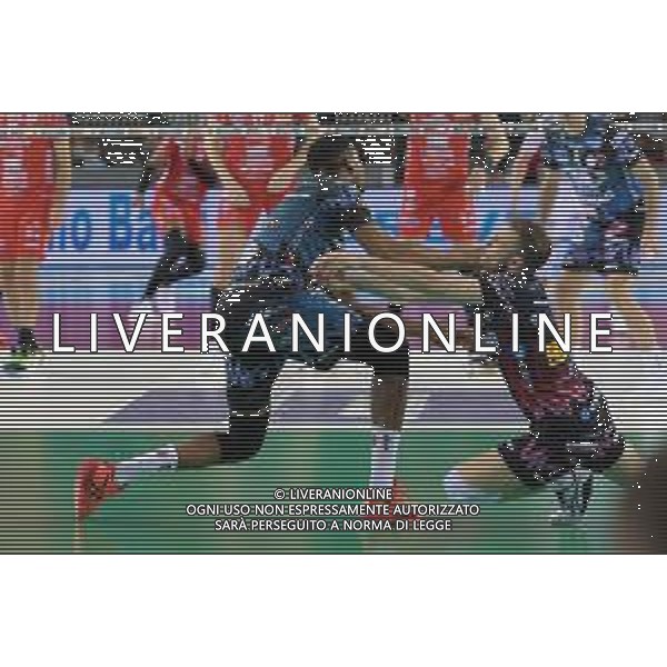 Bartomeolio/LMedia - Gara 4 Finale Play Off - Cucine Lube Civitanova vs Sir Safety Conad Perugia - Campionato di Volley Superlega Serie A 2020/2021 24 aprile 2021 - Eurosuole Forum, Civitanova Marche, Italia Nella foto: Wilfredo Leon Venero 9# (Sir Safety Conad Perugia) e Massimo Colaci #13 (Sir Safety Conad Perugia) @Bartomeolio/LMedia/AGENZIA ALDO LIVERANI SAS