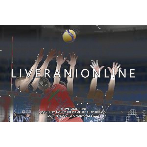 Bartomeolio/LMedia - Gara 4 Finale Play Off - Cucine Lube Civitanova vs Sir Safety Conad Perugia - Campionato di Volley Superlega Serie A 2020/2021 24 aprile 2021 - Eurosuole Forum, Civitanova Marche, Italia Nella foto: Attacco di Osmany Juantorena #5 (Cucine Lube Civitanova) @Bartomeolio/LMedia/AGENZIA ALDO LIVERANI SAS