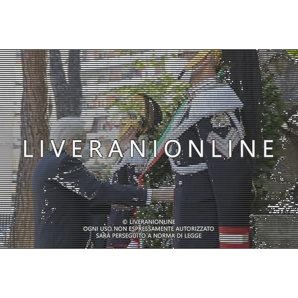 Roma 25/04/2021 Il Presidente Sergio Mattarella al termine della deposizione di una corona d’alloro sul monumento in ricordo delle vittime del rastrellamento del Quadraro, in occasione del 76° anniversario della Liberazione FOTOUFFICIO STAMPA PRESIDENZA DELLA REPUBBLICA- AG ALDO LIVERANI SAS