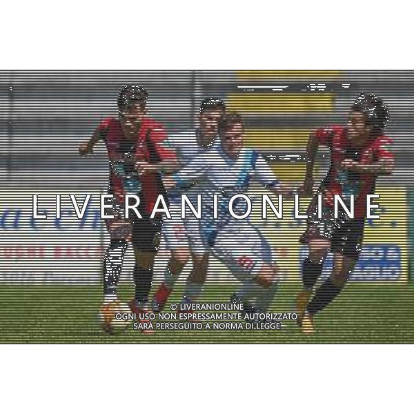 Fagiolinia/LMedia - Lucchese vs Lecco - Campionato di Calcio Serie C - Lega Pro 2020/2021 25 aprile 2021 - Stadio Porta Elisa, Lucca, Italia Nella foto: Flavio Jr. Bianchi (Lucchese) supera Filippo Lora (Lecco) @Fagiolinia/LMedia AG ALDO LIVERANI SAS
