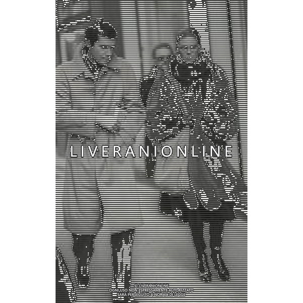RETROSPETTIVA MILVA BIOLCATI CANTANTE NELLA FOTO MILVA BIOLCATI A MILANO CON MASSIMO GALLERANI NELL\'ANNO 1978  AG ALDO LIVERANI SAS 
