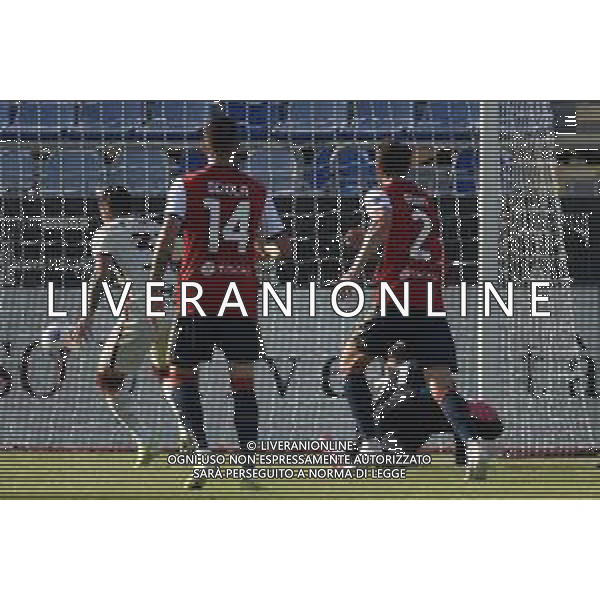 25-4-2021. Cagliari Calcio - A.S. Roma, Serie A 2020-2021, Italia, Sardegna, Cagliari, Stadio Sardegna Arena. Nella foto: gol ed esultanza di Carles Pérez Roma contro Cagliari in trasferta 1-1 ©MOI/AGENZIA ALDO LIVERANI SAS