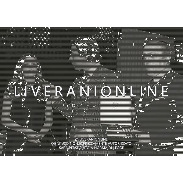 RETROSPETTIVA MILVA BIOLCATI CANTANTE NELLA FOTO MILVA BIOLCATI CON DANIELE PIOMBI A SALSOMAGGIORE NELL\'ANNO 1973 AG ALDO LIVERANI SAS   
