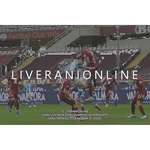 Torino 26.04.2021 Stadio Olimpico Grande Torino ©Alessandro Falzone/Agenzia Aldo Liverani Torino vs Napoli Serie A Tim 2020/2021 Nella foto : VICTOR OSIMHEN-BREMER ©FALZONE / AGENZIA ALDO LIVERANI SAS