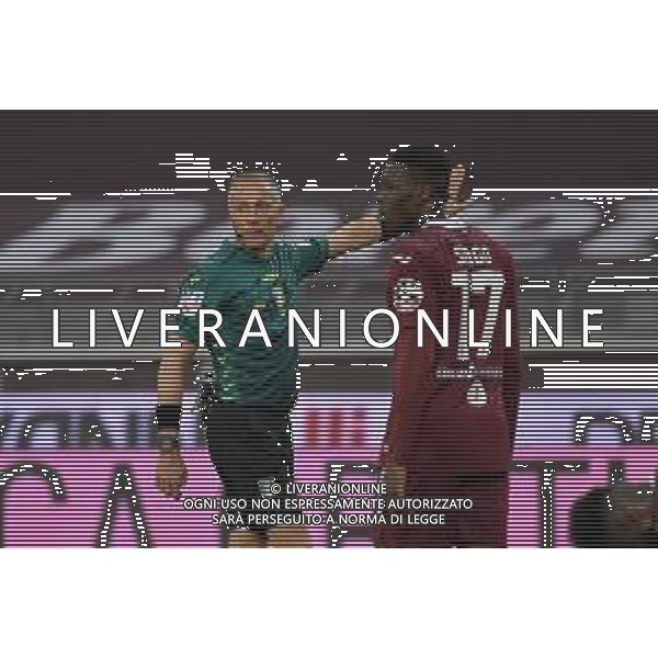 Torino 26.04.2021 Stadio Olimpico Grande Torino ©Alessandro Falzone/Agenzia Aldo Liverani Torino vs Napoli Serie A Tim 2020/2021 Nella foto : Arbitro Paolo Valeri ©FALZONE / AGENZIA ALDO LIVERANI SAS