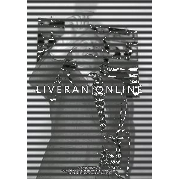 RETROSPETTIVA GIAMPIERO BONIPERTI DIRIGENTE SPORTIVO NELLA FOTO GIAMPIERO BONIPERTI NELL\'ANNO 1993 CONFERENZA STAMPA LASCIA LA JUVENTUS  AG ALDO LIVERANI SAS 