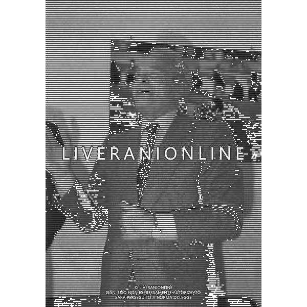 RETROSPETTIVA GIAMPIERO BONIPERTI DIRIGENTE SPORTIVO NELLA FOTO GIAMPIERO BONIPERTI NELL\'ANNO 1993 CONFERENZA STAMPA LASCIA LA JUVENTUS  AG ALDO LIVERANI SAS 