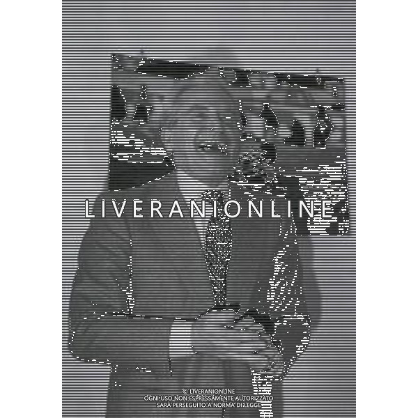 RETROSPETTIVA GIAMPIERO BONIPERTI DIRIGENTE SPORTIVO NELLA FOTO GIAMPIERO BONIPERTI NELL\'ANNO 1993 CONFERENZA STAMPA LASCIA LA JUVENTUS  AG ALDO LIVERANI SAS 