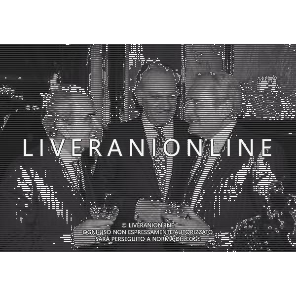 RETROSPETTIVA GIAMPIERO BONIPERTI DIRIGENTE SPORTIVO NELLAFOTO GIAMPIERO BONIPERTI NELL\'ANNO 1991-1992 CON GIUSEPPE PRISCO E ARRIGO GATTAI AG ALDO LIVERANI SAS