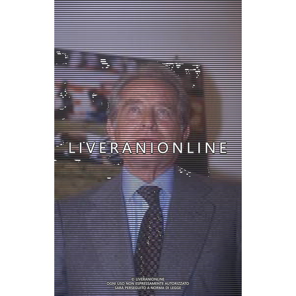 RETROSPETTIVA GIAMPIERO BONIPERTI DIRIGENTE SPORTIVO NELLA FOTO GIAMPIERO BONIPERTI NELL\'ANNO 1993 CONFERENZA STAMPA LASCIA LA JUVENTUS AG ALDO LIVERANI SAS 