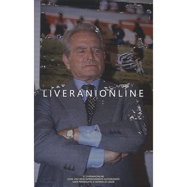 RETROSPETTIVA GIAMPIERO BONIPERTI DIRIGENTE SPORTIVO NELLA FOTO GIAMPIERO BONIPERTI NELL\'ANNO 1993 CONFERENZA STAMPA LASCIA LA JUVENTUS AG ALDO LIVERANI SAS  