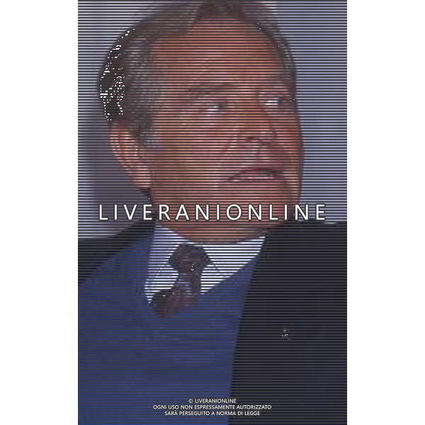 RETROSPETTIVA GIAMPIERO BONIPERTI PRESIDENTE JUVENTUS CALCIO NELLA FOTO GIAMPIERO BONIPERTI PRESIDENTE JUVENTUS CALCIO NELL\'ANNO 1987-1988 AG ALDO LIVERANI SAS 