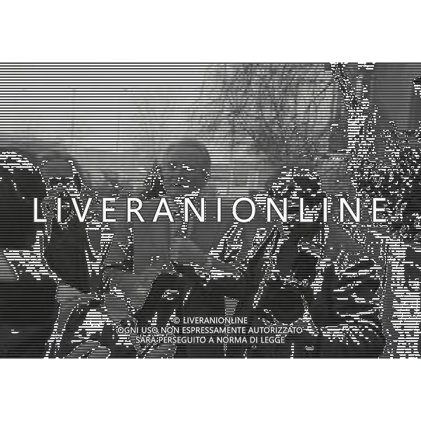 RETROSPETTIVA GIAMPIERO BONIPERTI DIRIGENTE SPORTIVO NELLA FOTO GIAMPIERO BONIPERTI NELL\'ANNO 1993 CONFERENZA STAMPA LASCIA LA JUVENTUS CON ROBERTO BETTEGA AG ALDO LIVERANI SAS