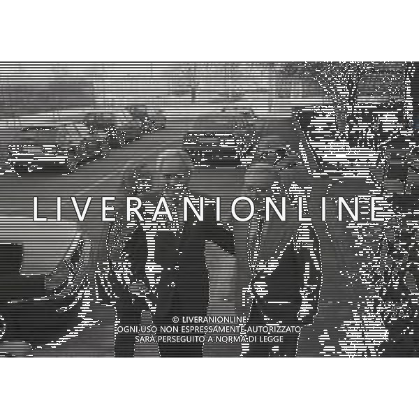 RETROSPETTIVA GIAMPIERO BONIPERTI DIRIGENTE SPORTIVO NELLA FOTO GIAMPIERO BONIPERTI NELL\'ANNO 1993 CONFERENZA STAMPA LASCIA LA JUVENTUS CON ROBERTO BETTEGA AG ALDO LIVERANI SAS