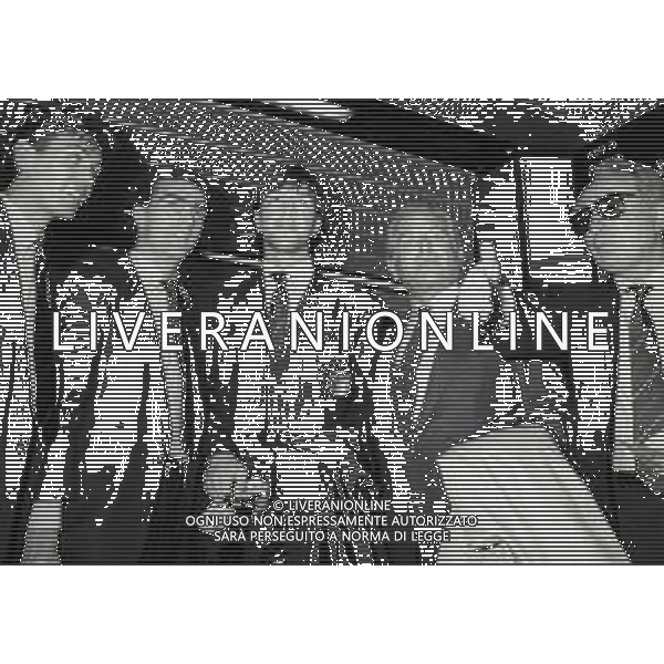 RETROSPETTIVA GIAMPIERO BONIPERTI PRESIDENTE JUVENTUS CALCIO NELLA FOTO GIAMPIERO BONIPERTI DIRIGENTE NAZIONALE ITALIANA NELL\'ANNO 1990 CON AZEGLIO VICINIPAOLOMALDINI-GIUSEPPE BERGOMI-WALTER ZENGA AG ALDO LIVERANI SAS