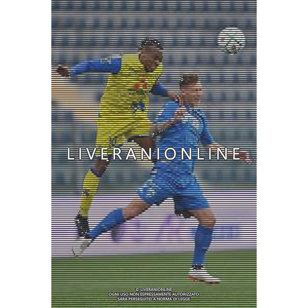 Guglielmii/LMedia - Empoli vs Chievo - Campionato di Calcio Serie BKT 2020/2021 27 aprile 2021 - Stadio Carlo Castellani, Empoli, Italia Nella foto: Joel Obi (Chievo) e Leo Stulac (Empoli) @Guglielmii/LMedia/ AGENZIA ALDO LIVERANI SAS
