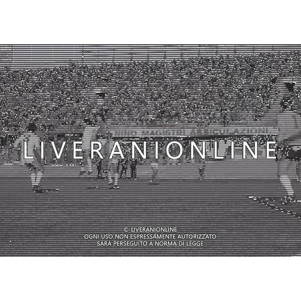 08-11-1981 VARESE -CAMPIONATO DI CALCIO SERIE B VARESE RIMINI 1-1 NELLA FOTO AZIONE DI GIOCO AG ALDO LIVERANI SAS
