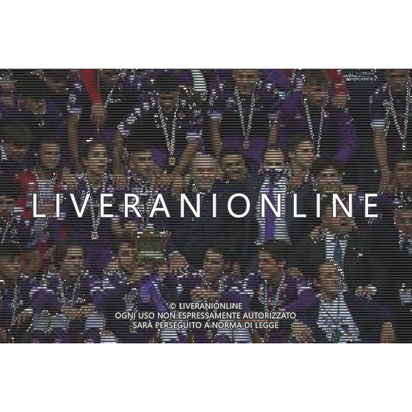 LAZIO - FIORENTINA FINALE COPPA ITALIA PRIMAVERA TIM CUP 28.04.2021 NELLA FOTO ESULTANZA E FESTEGGIAMENTI DEI GIOCATORI DELLA FIORENTINA A FINE GARA PER LA VITTORIA - LA PREMIAZIONE CON IL PRESIDENTE ROCCO COMMISSO ©SANTANDREA / AGENZIA ALDO LIVERANI SAS