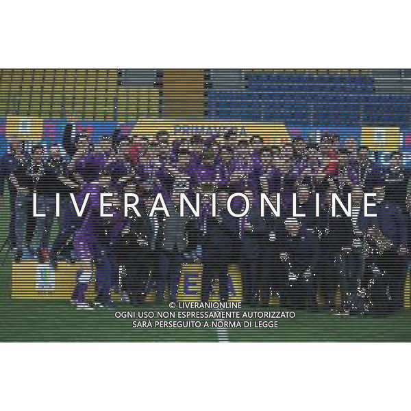 LAZIO - FIORENTINA FINALE COPPA ITALIA PRIMAVERA TIM CUP 28.04.2021 NELLA FOTO ESULTANZA E FESTEGGIAMENTI DEI GIOCATORI DELLA FIORENTINA A FINE GARA PER LA VITTORIA - LA PREMIAZIONE IL PRESIDENTE ROCCO COMMISSO CON LA COPPA ©SANTANDREA / AGENZIA ALDO LIVERANI SAS