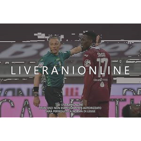 Torino 26.04.2021 Stadio Olimpico Grande Torino ©Alessandro Falzone/Agenzia Aldo Liverani Torino vs Napoli Serie A Tim 2020/2021 Nella foto : Arbitro Paolo Valeri ©FALZONE / AGENZIA ALDO LIVERANI SAS