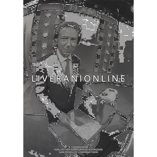 RETROSPETTIVA MIKE BONGIORNO CONDUTTORE TELEVISIVO E RADIOFONICO NELLA FOTO MIKE BONGIORNO NELLA TRASMISSIONE “FLASH“ NELL\'ANNO 1982  AG ALDO LIVERANI SAS 