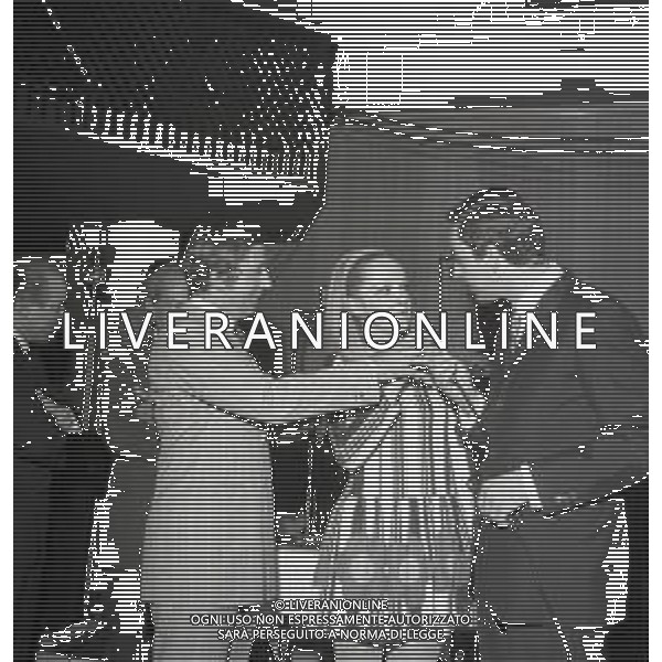 RETROSPETTIVA MIKE BONGIORNO CONDUTTORE TELEVISIVO E RADIOFONICO NELLA FOTO MIKE BONGIORNO CON ANNARITA TORSELLO A SALSOMAGGIORE NELL\'ANNO 1968  AG ALDO LIVERANI SAS