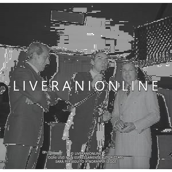 RETROSPETTIVA MIKE BONGIORNO CONDUTTORE TELEVISIVO E RADIOFONICO NELLA FOTO MIKE BONGIORNO CON ANNARITA TORSELLO A SALSOMAGGIORE NELL\'ANNO 1968  AG ALDO LIVERANI SAS