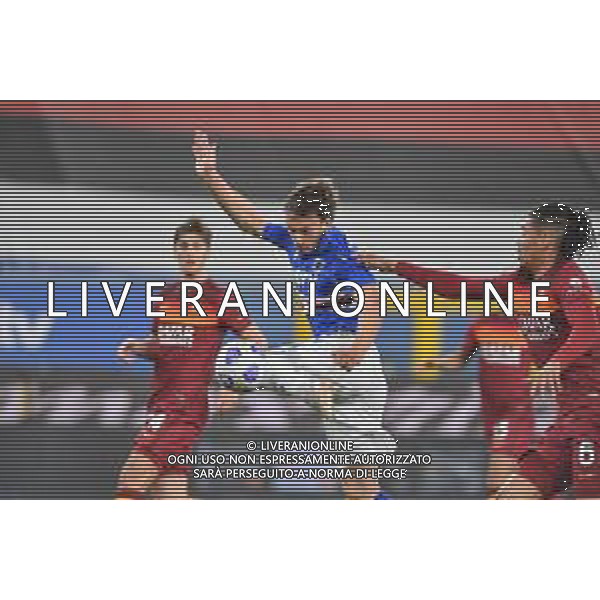 Vigoa/LMedia - UC Sampdoria vs AS Roma - Italian football Serie A match 2020/2021 02 May 2021 - Luigi Ferraris stadium, Genova, Italy Photo showing: MANOLO GABBIADINI (Sampdoria), Chris Smalling (Roma) @Vigoa/LMedia AG ALDO LIVERANI SAS