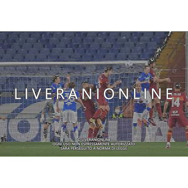 Vigoa/LMedia - UC Sampdoria vs AS Roma - Italian football Serie A match 2020/2021 02 May 2021 - Luigi Ferraris stadium, Genova, Italy Photo showing: Gonzalo Villar (Roma), tenta la deviazione di testa @Vigoa/LMedia AG ALDO LIVERANI SAS