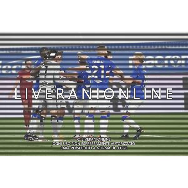 Vigoa/LMedia - UC Sampdoria vs AS Roma - Italian football Serie A match 2020/2021 02 May 2021 - Luigi Ferraris stadium, Genova, Italy Photo showing: Team sampdoria, rejoices at the neutralized penalty @Vigoa/LMedia AG ALDO LIVERANI SAS