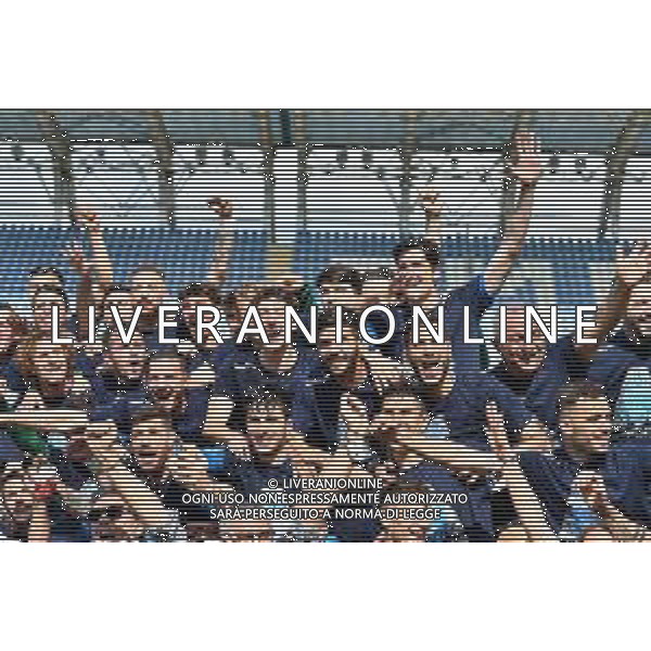 Guglielmii/LMedia - Empoli vs Cosenza - Campionato di Calcio Serie BKT 2020/2021 04 maggio 2021 - Stadio Carlo Castellani, Empoli, Italia Nella foto: I giocatori dell\'Empoli festeggiano la promozione in serie A @Guglielmii/LMedia AG ALDO LIVERANI SAS